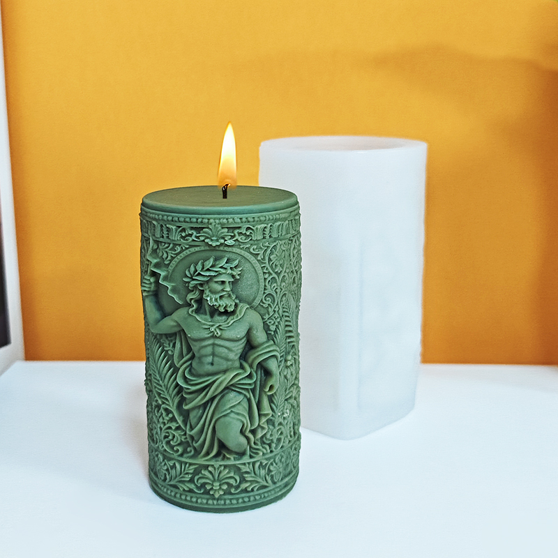 Luxurious Retro God Statue Sce - Scented Candle Luxury review and price